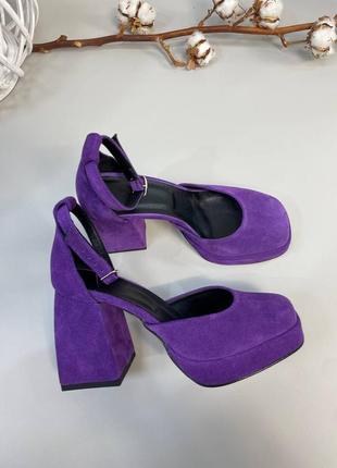 Эксклюзивные туфли из натуральной итальянской замши фиолетовые стрипы