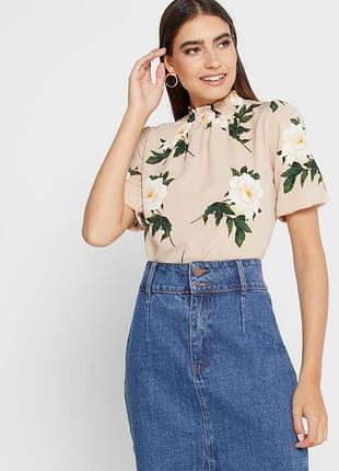 Бежевий топ блузка в квітковий принт dorothy perkins квіткова блуза короткий рукав