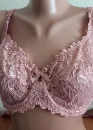 Бюстгальтер  comfort lace 36 d, эксклюзивная отделка