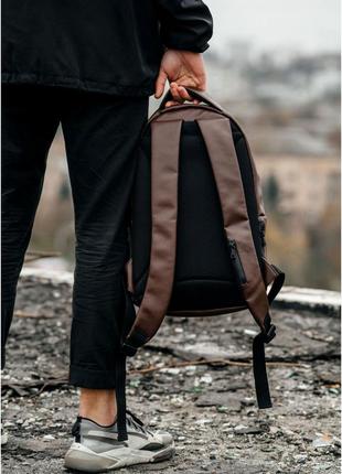 Чоловічий рюкзак коричневий4 фото