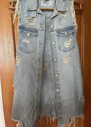 Джинсова жилетка