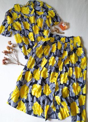 Яскравий костюм зі 100% віскози