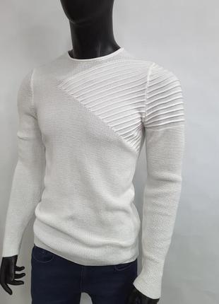 Нарядный тонкий мужской свитер джемпер