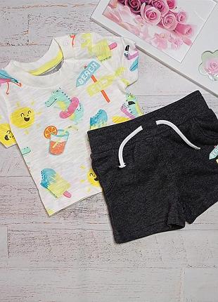 Новые костюмчики