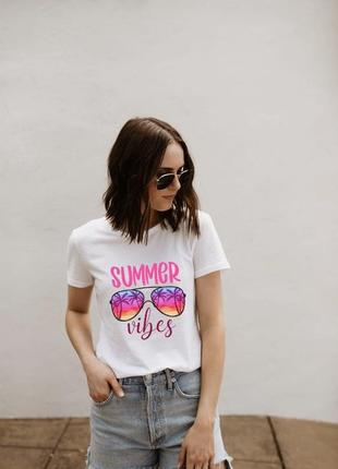 Стильна базова біла бавовняна футболка з принтом summer vibes xs-xl