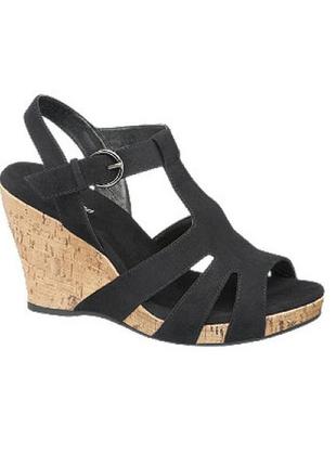 Удобные босоножки на корковой подошве от graceland германия