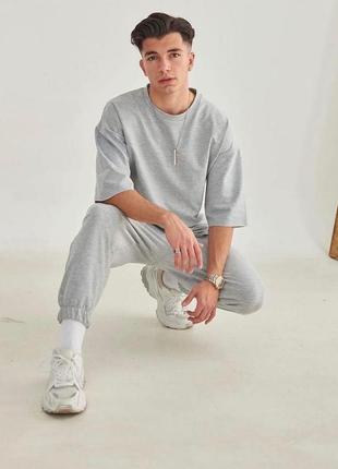 Летний прогулочный костюм