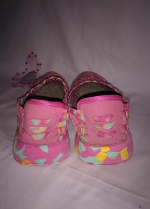Обалденного качества кроссовки для маленькой принцессы предпочитающей активный образ жизни2 фото