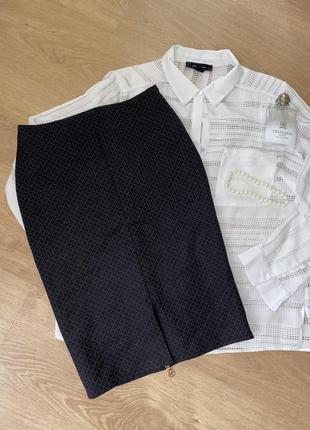 Спідниця олівець жіноча на блискавці ззаду