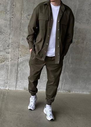 Спортивный костюм