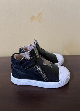 Ботинки детские 3