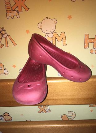 Балетки crocs preto оригинал с8-9