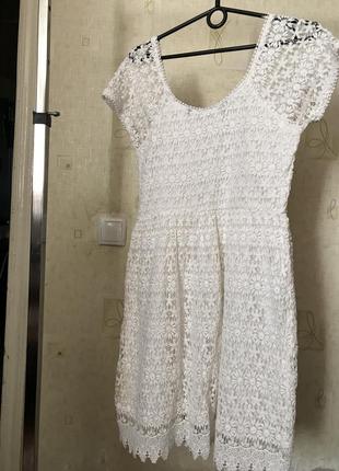 Мереживна біла святкова сукня zara basic2 фото