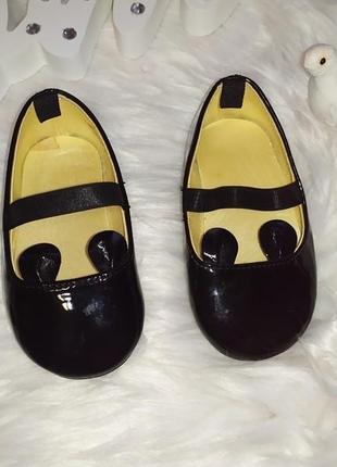 Лакові туфельки з вушками в стилі мінні, устілка 11,5 см