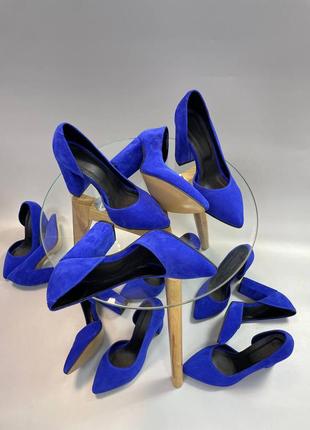 Эксклюзивные туфли лодочки итальянская замша синие электрик на каблуках6 фото
