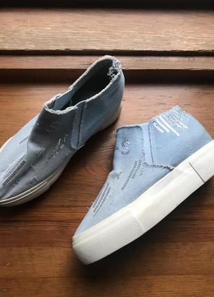 Джинсовые кеды на платформе