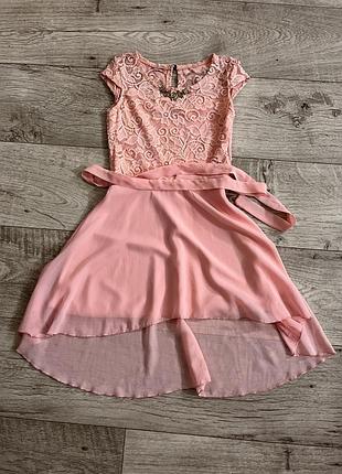 Красивое нежное платье