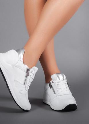 Жіночі білі шкіряні кросівки на блискавці і шнурках розмір 36-413 фото