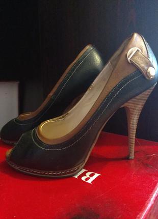 Туфлі.туфлі