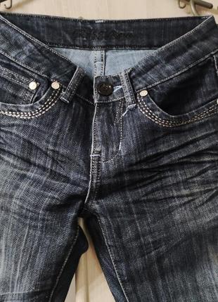 Джинсы с люрексом