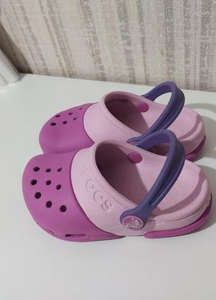 Crocs