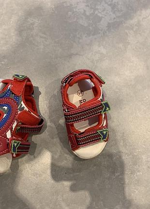 Босоніжки для малюка