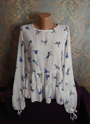 Красива блуза ярусами вільного фасону в пташки 🐦 блузка блузочка розмір 44 /46/48 кофточка1 фото