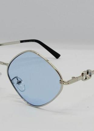 Женские солнцезащитные очки в стиле valentino голубые в серебре