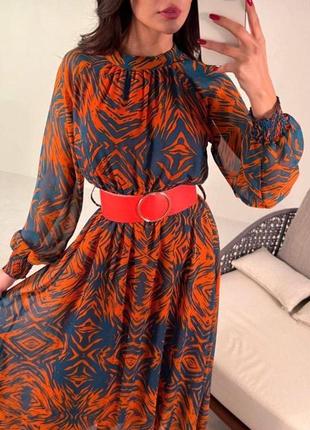 Сукня з ремінцем