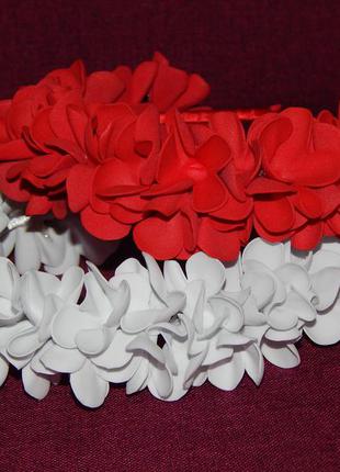 Об'ємний обруч з квітами