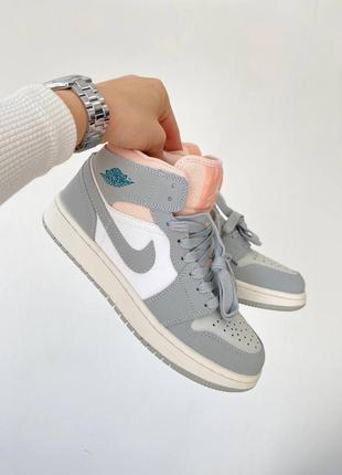 Nike air jordan 1 retro grey pink новинка жіночі трендові високі сірі кросівки найк джордан весна літо осінь жіночі сірі кросівки