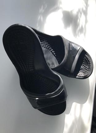 Шлепки  crocs
