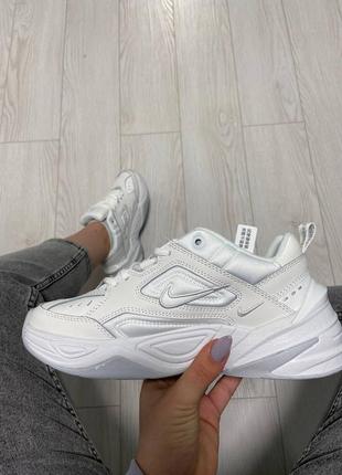 M2k tekno nike triple white жіночі білі трендові круті кросівки найк весна літо осінь жіночі білі кросівки демисезон