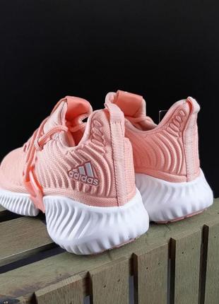 Женские летние кроссовки adidas alphabounce пудровые весение модные кроссовки адидас альфабоунс5 фото