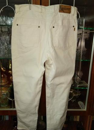 Белые джинсы на 48 раз. одежды2 фото