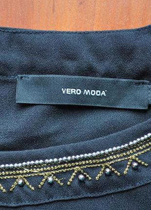 Чёрная блуза vero moda с украшенным воротом (индия)4 фото