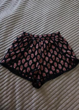 Женские шорты topshop