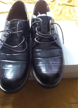 Кожанные туфли lasocki оксфорды - на низком каблуке