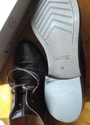 Кожанные туфли lasocki оксфорды - на низком каблуке