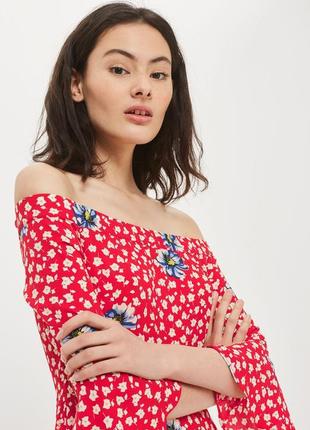 Яркое платье с открытыми плечами topshop2 фото