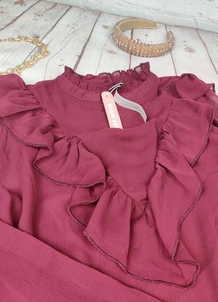 Нова бордова блуза з воланами рюшами tally weijl3 фото