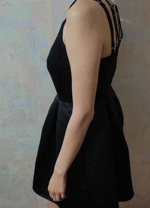 Маленьке чорне плаття з пишною спідницею, міні сукня, ошатне, вечірній3 фото
