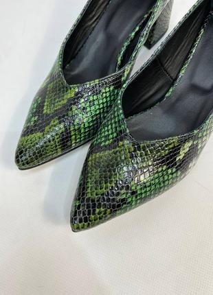 Эксклюзивные туфли лодочки итальянская кожа рептилия зелёные2 фото