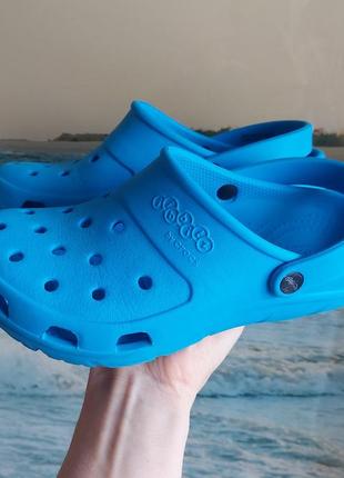 Crocs j2