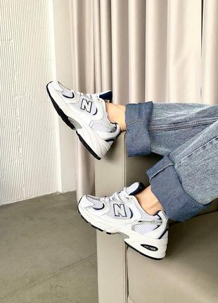 New balance 530 silver трендові жіночі кросівки баланс з сіточкою срібні білі весна літо осінь жіночі кросівки з сіткою тренд білі сріблясті8 фото