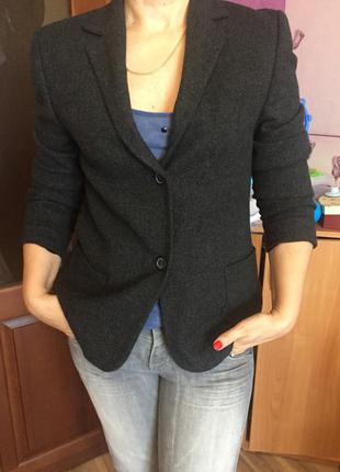 Шерстяной поджак р-р л