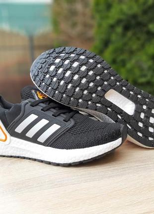 Жіночі кросівки adidas ultraboost 2020 чорні з білим4 фото