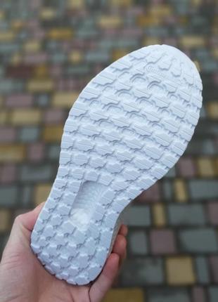 Жіночі кросівки adidas ultraboost 2020 білі / кросівки білі6 фото