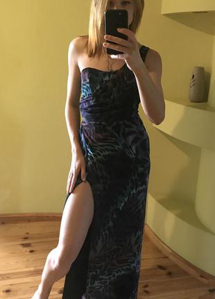 Вечернее платье с сексуальным разрезом asos