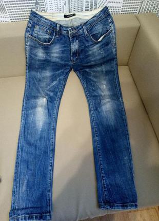 Стильные мужские джинсы (ляпки под краску)4 фото